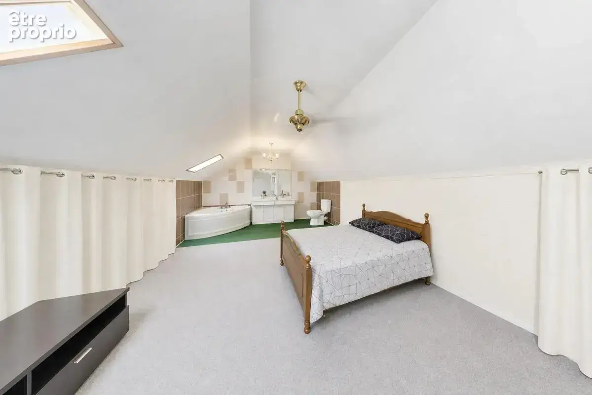 Maison de 6 pièces - 4 chambres de 155 m² à Chéroy - photo 15