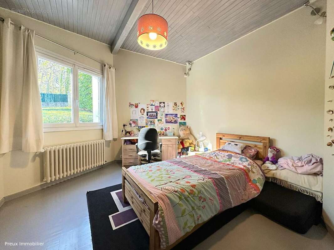 Appartement à POISY