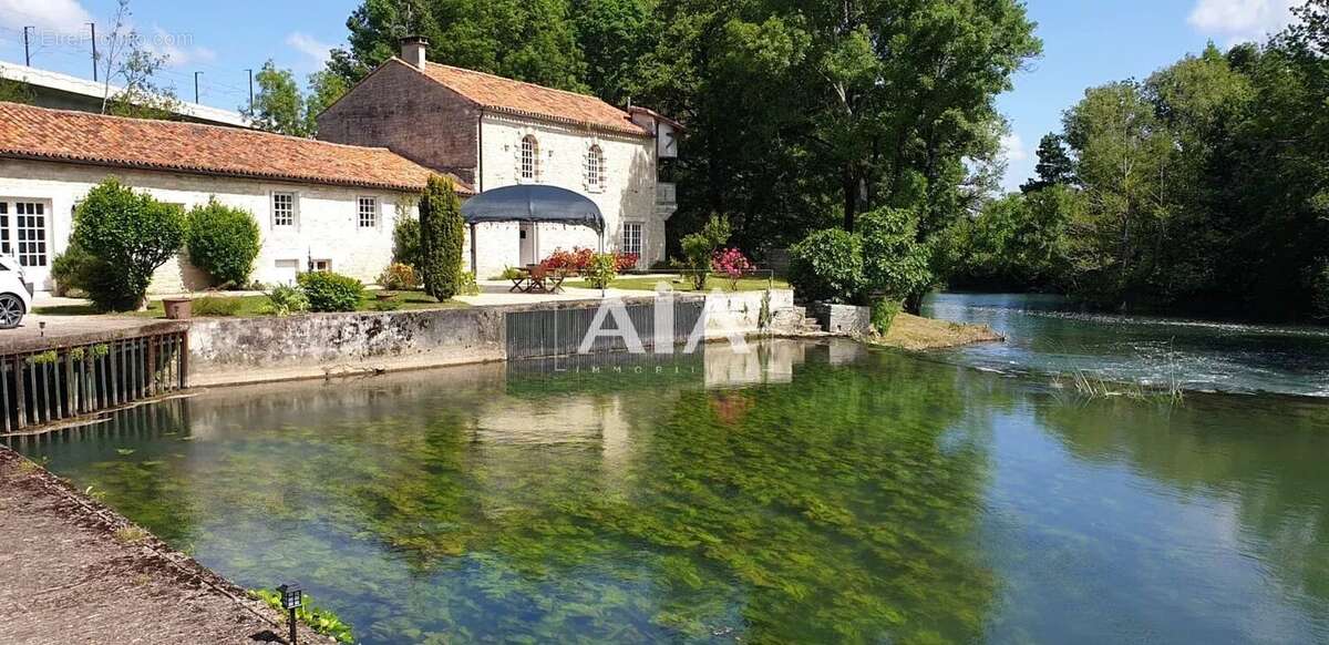 Maison à LUXE