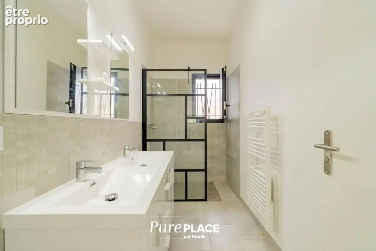 Coup de cœur à La Couronne : Superbe Maison-Loft Moderne & Baignée de Lumière (160 m²) - photo 19
