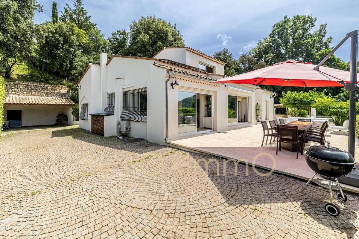 Maison à LA COLLE-SUR-LOUP