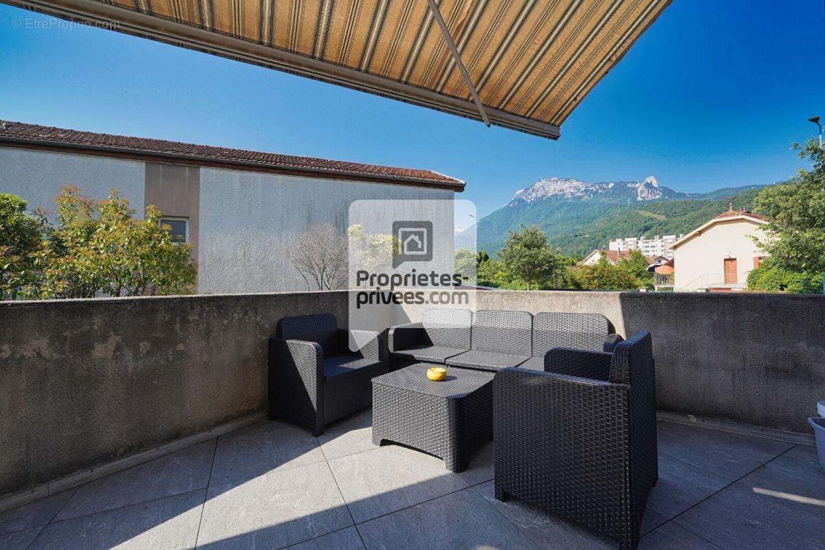 Appartement à SEYSSINET-PARISET