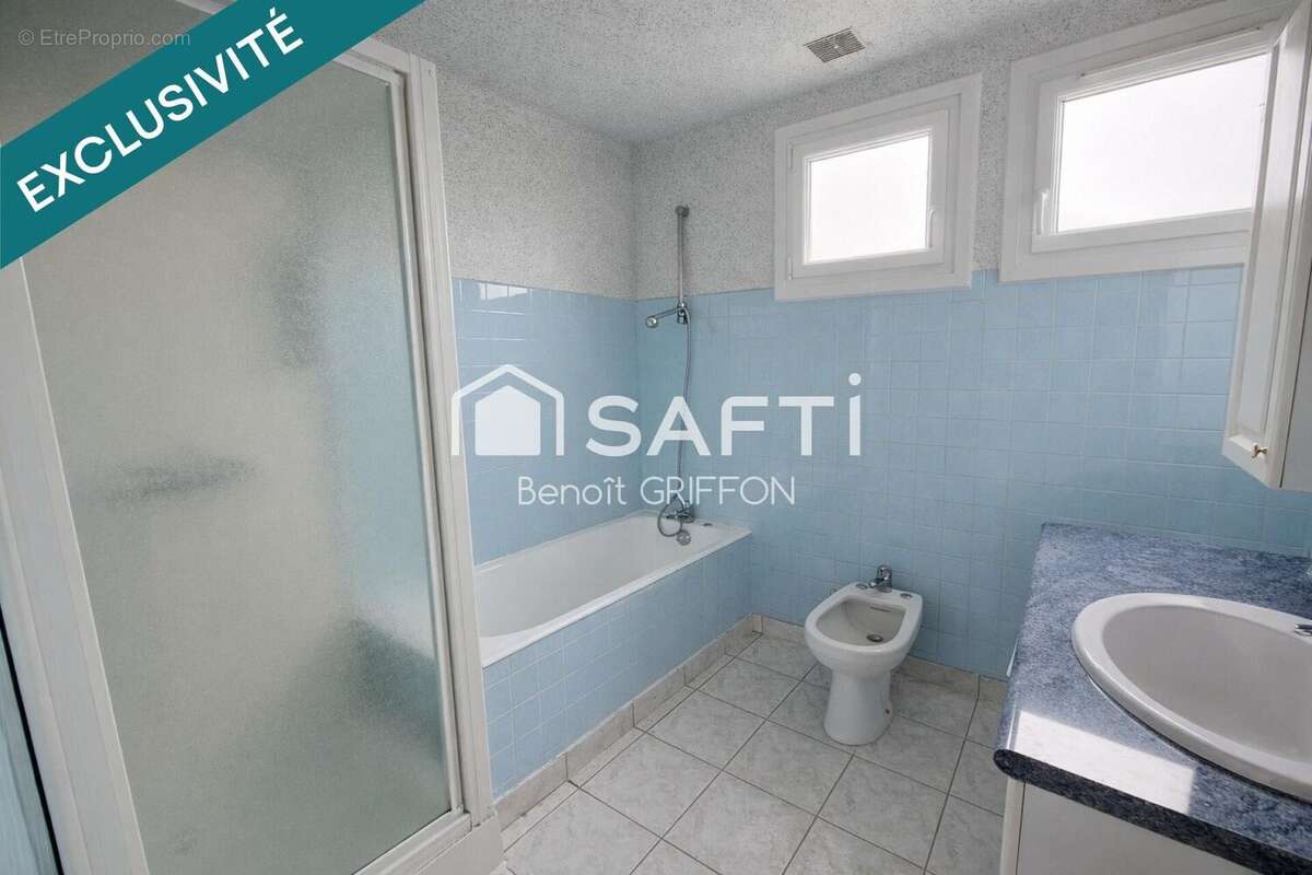 Maison 98 m² à Les Landes-Genusson  - photo 8