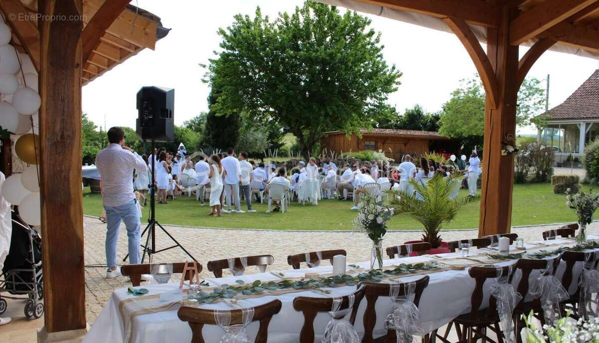 Maison à MONFLANQUIN