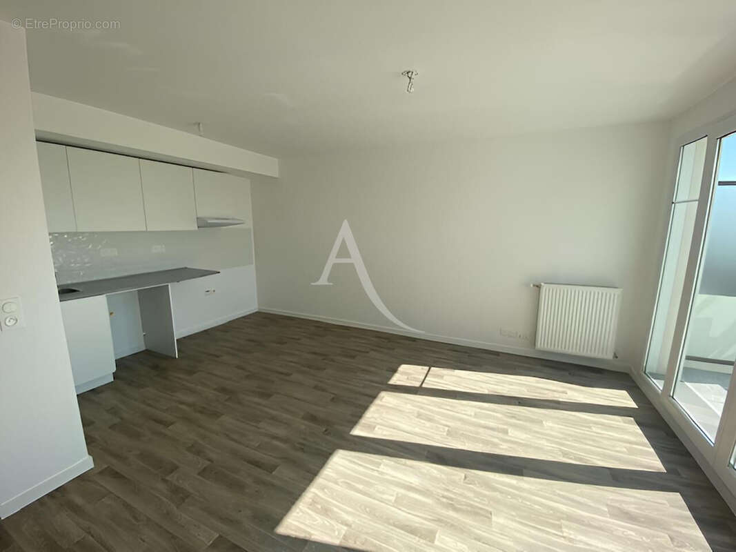 Appartement à LE BLANC-MESNIL