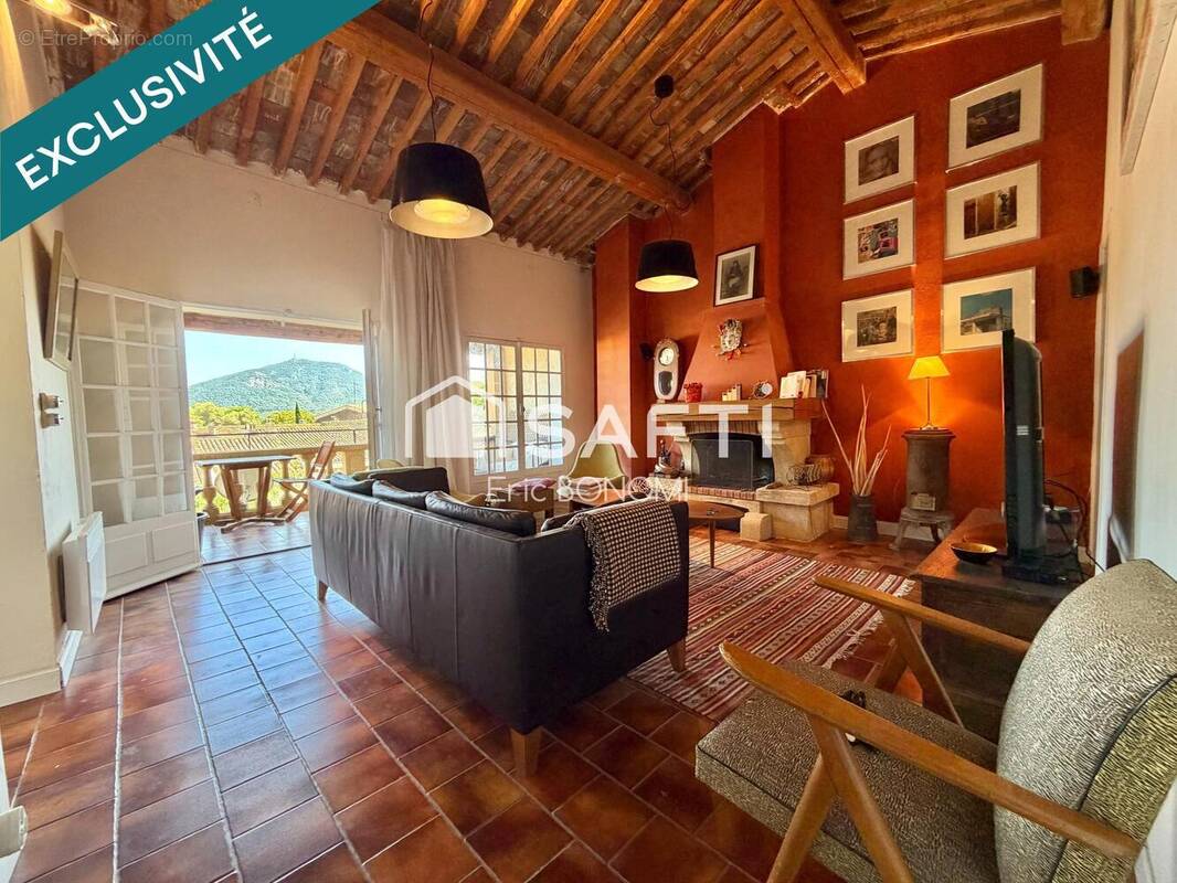 Photo 1 - Appartement à PLAN-DE-LA-TOUR