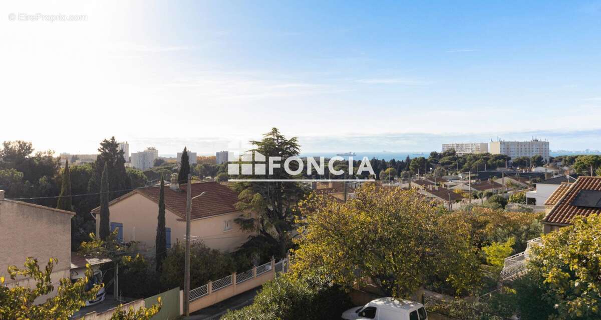 Appartement à PORT-DE-BOUC