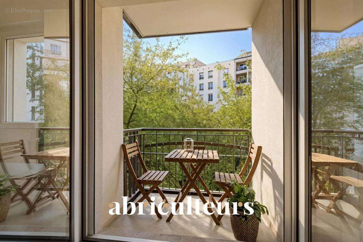 Appartement à ISSY-LES-MOULINEAUX