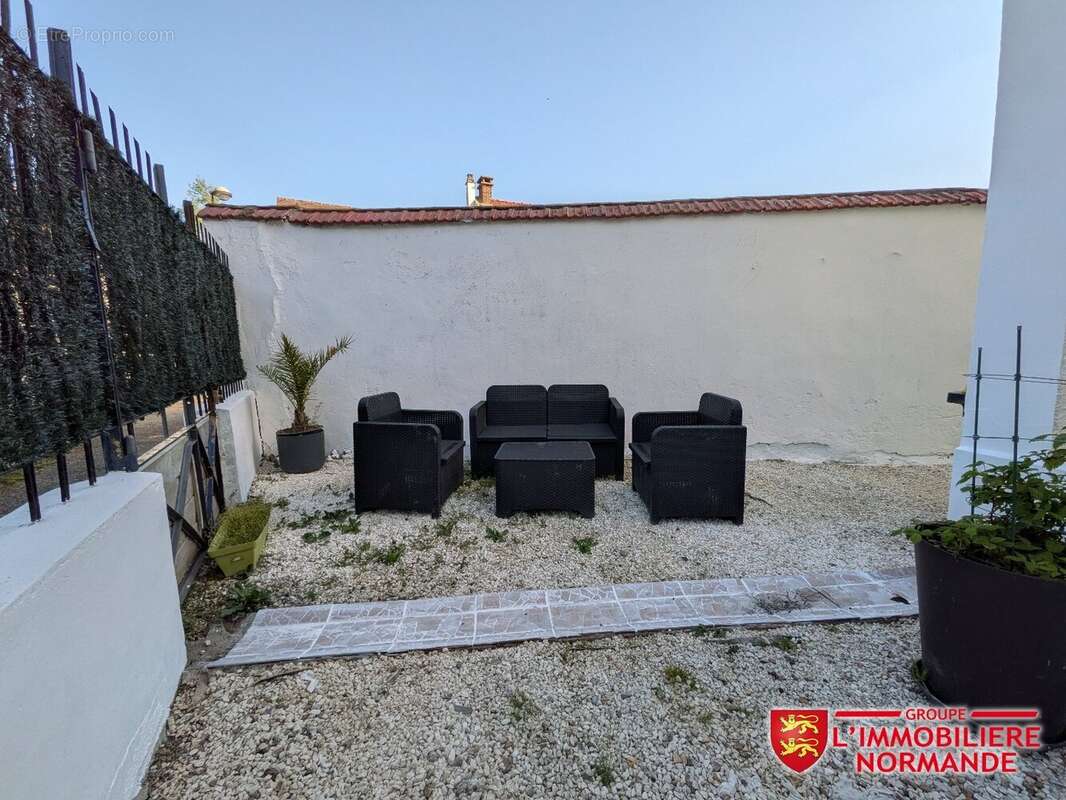 Maison à LIMETZ-VILLEZ