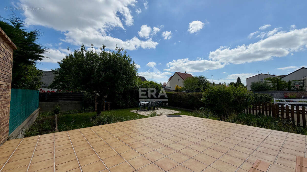 Maison plain-pied 5 pièces à viry-châtillon avec sous-sol et jardin sans vis-à-vis - photo 13