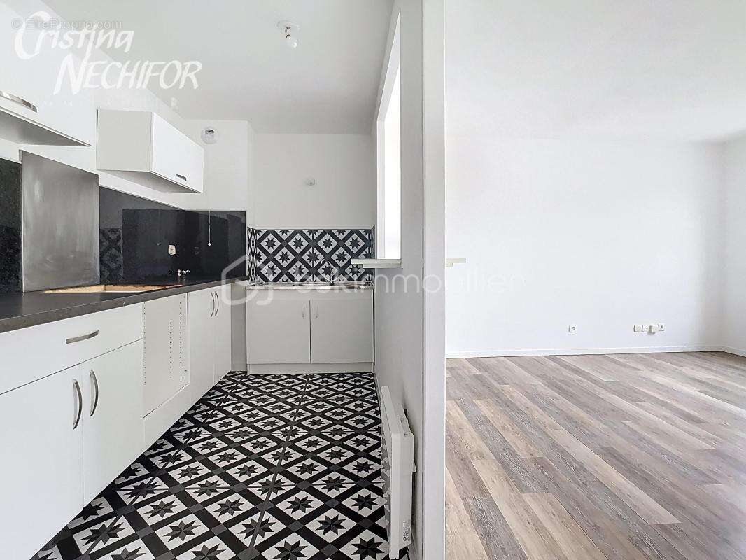 Appartement à SERRIS