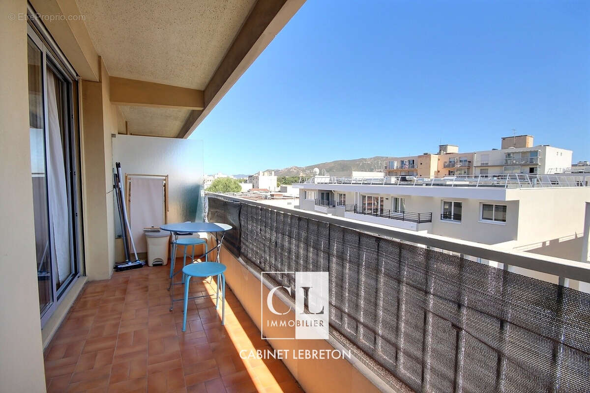 T1/2 en Dernier étage avec Balcon à Marseille 5e La Timone - photo 4