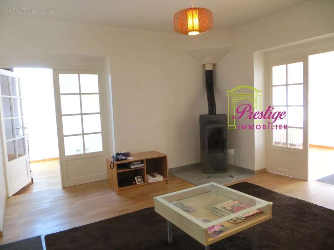 Maison à SARTROUVILLE