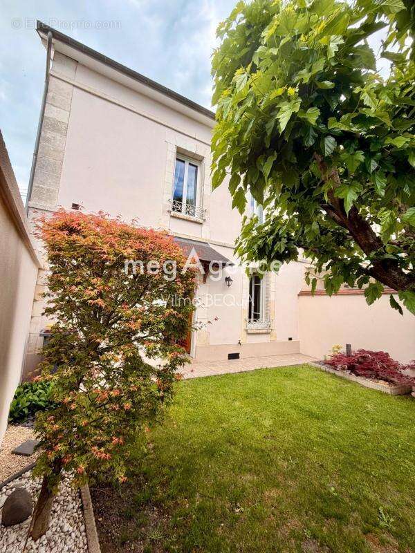 Maison à SENS