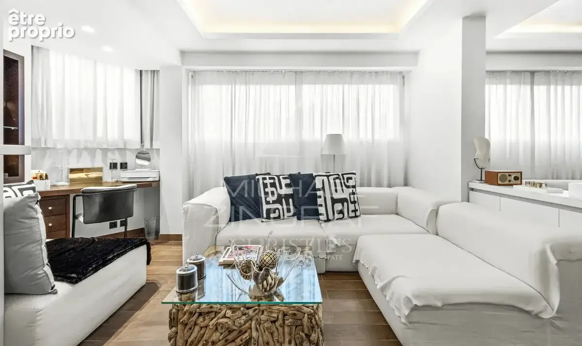 Cannes – Croisette – Studio d’exception de 53 m² face au Port Canto - photo 5