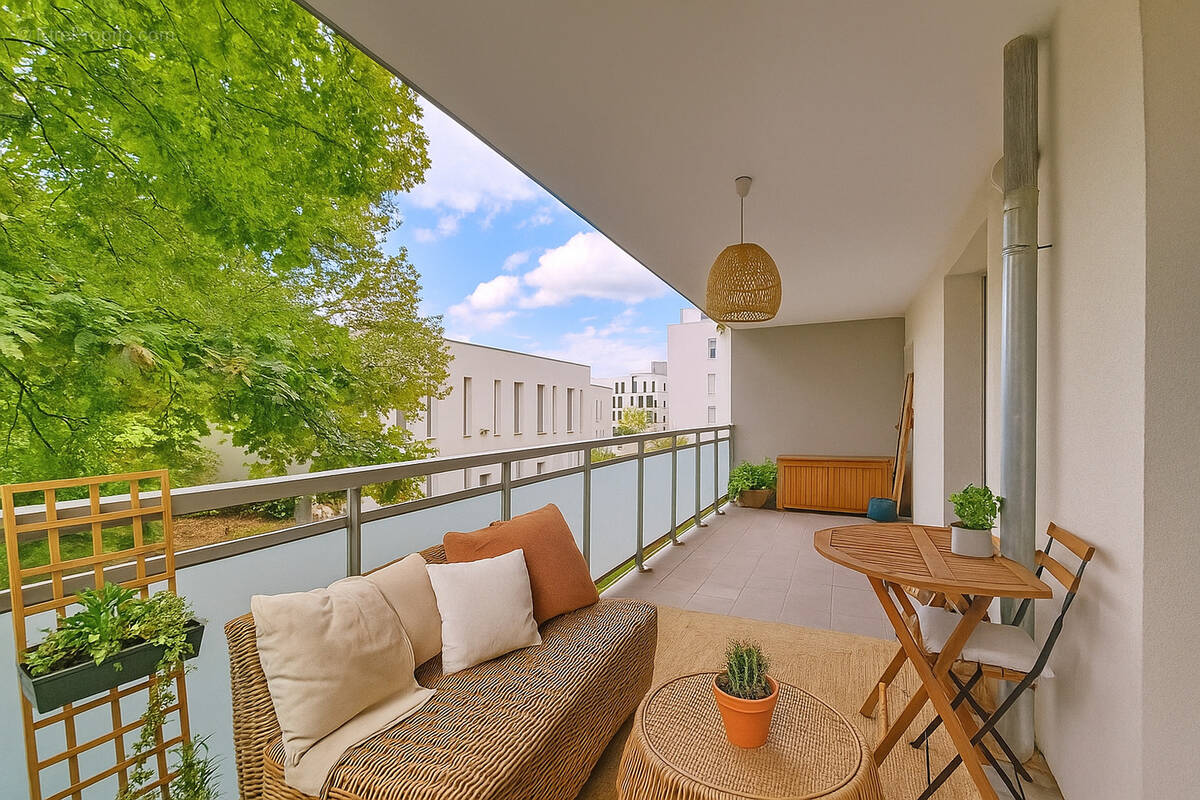 Appartement à MEYLAN