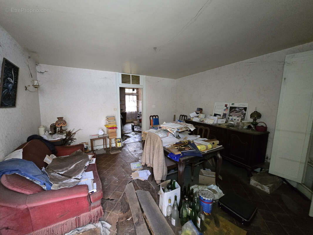 Maison à CHASSENEUIL-SUR-BONNIEURE