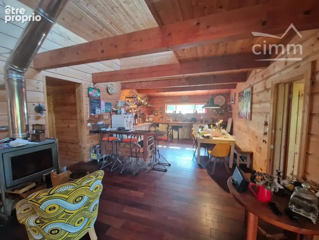 Maison Canadienne de 190m² sur 5000m² d'espace naturel - photo 7