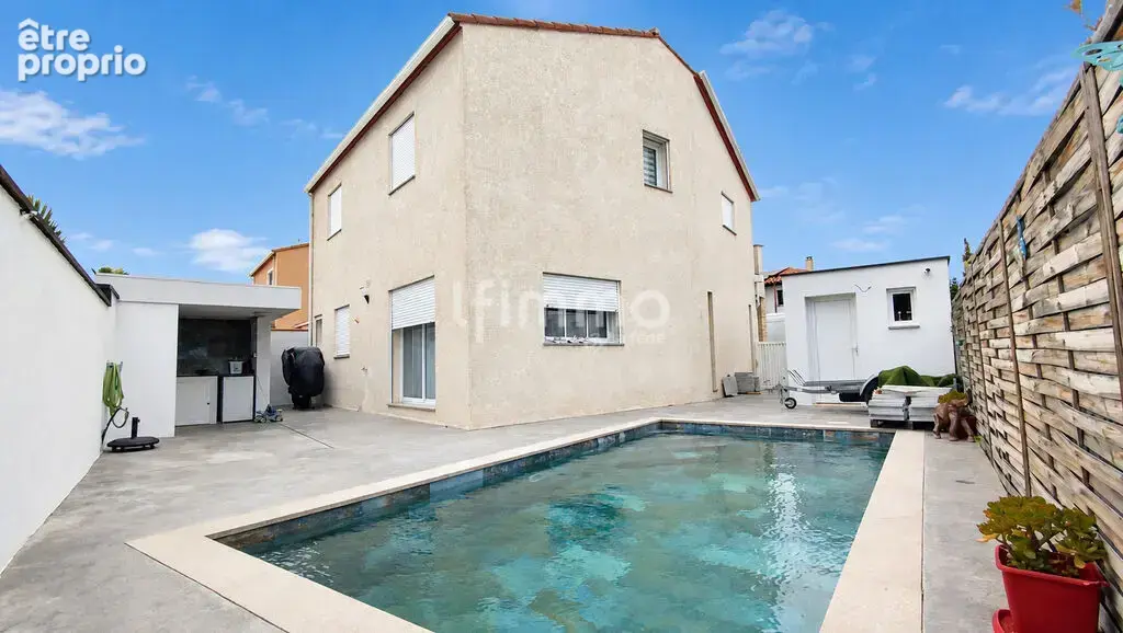 Maison 3 faces - 130 m2 - 5 chambres - Theza - photo 2