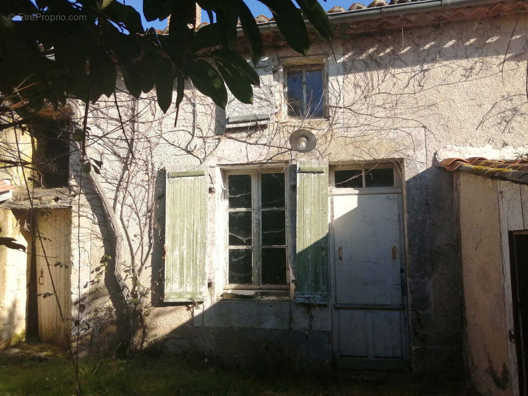 Maison 48 m² à Gurat  - photo 46