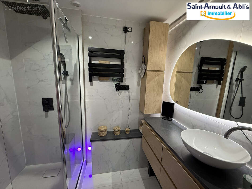 Maison à MONDONVILLE-SAINT-JEAN