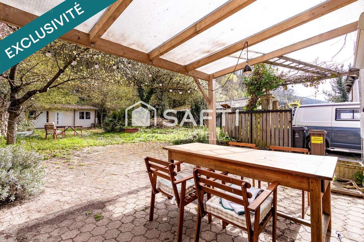 Photo 2 - Maison à ECHIROLLES