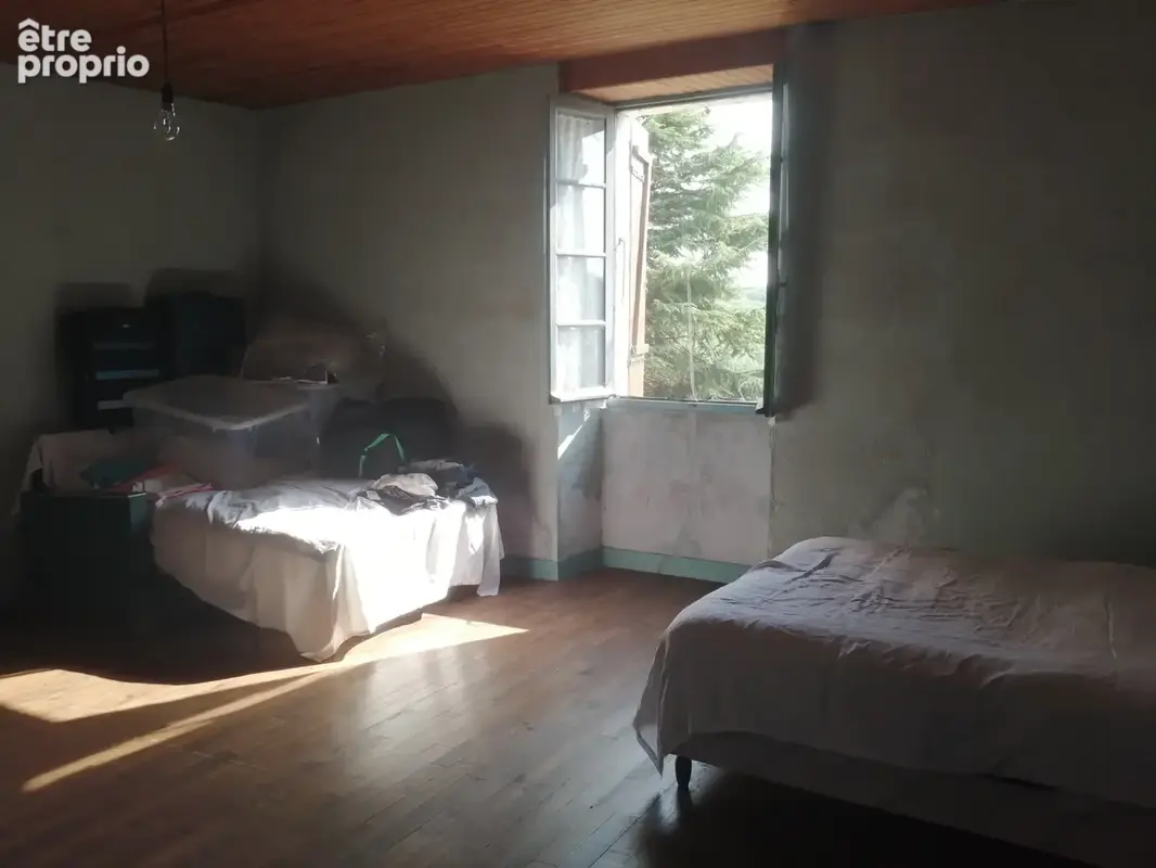 Maison mitoyenne, grange, 7 660 m2, travaux - photo 7