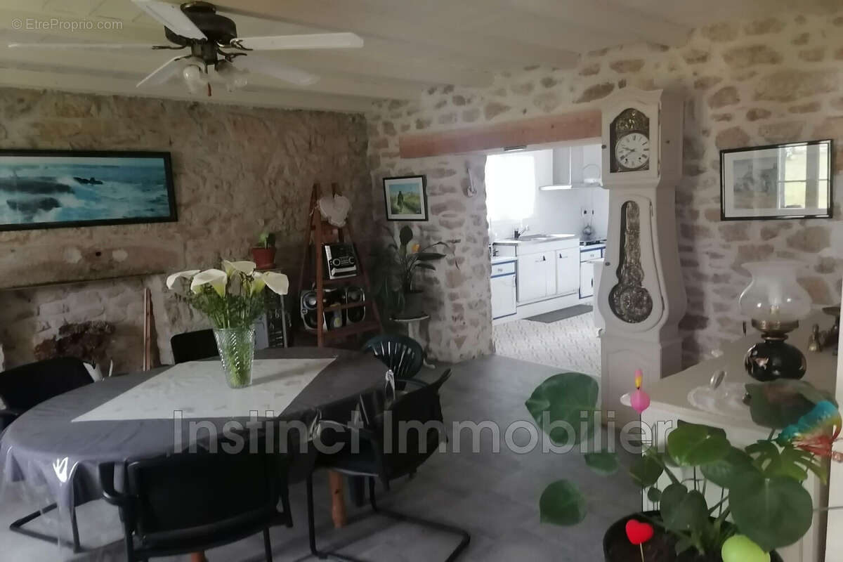 Maison à POULDERGAT