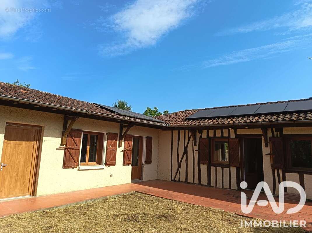 Maison 56 m² à Saint-Laurent  - photo 9