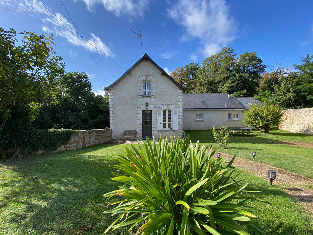 Maison à BRISSAC-QUINCE