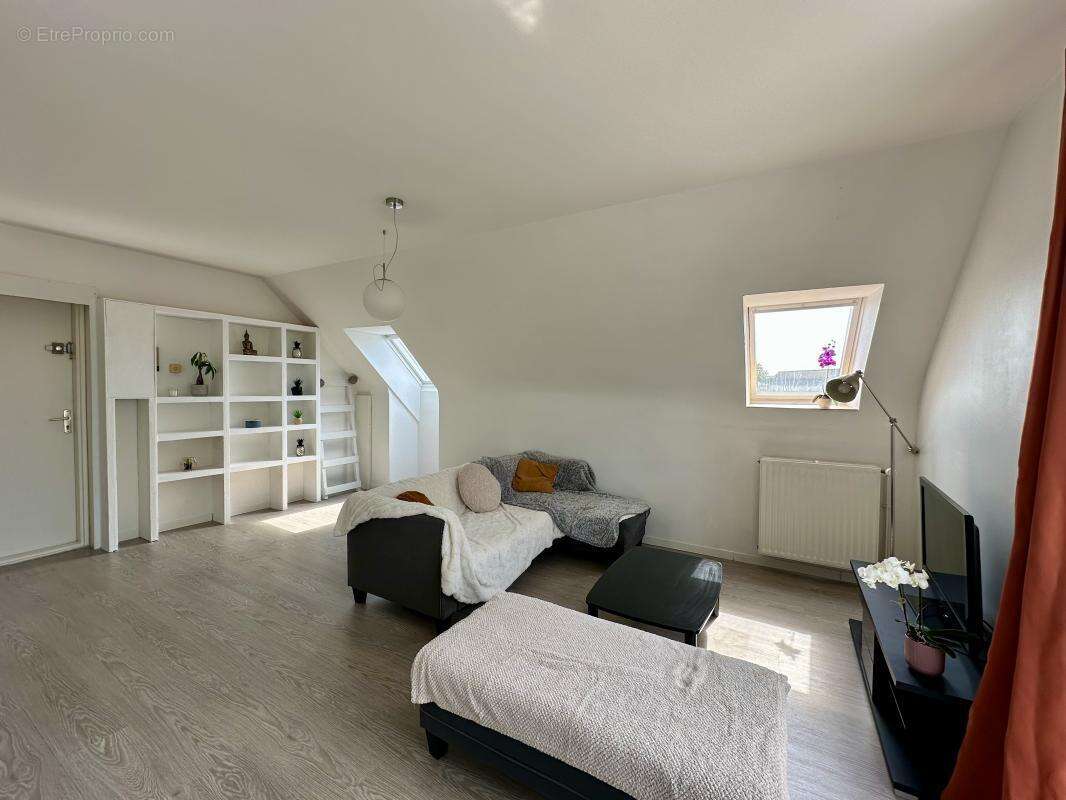 Appartement à LE RHEU