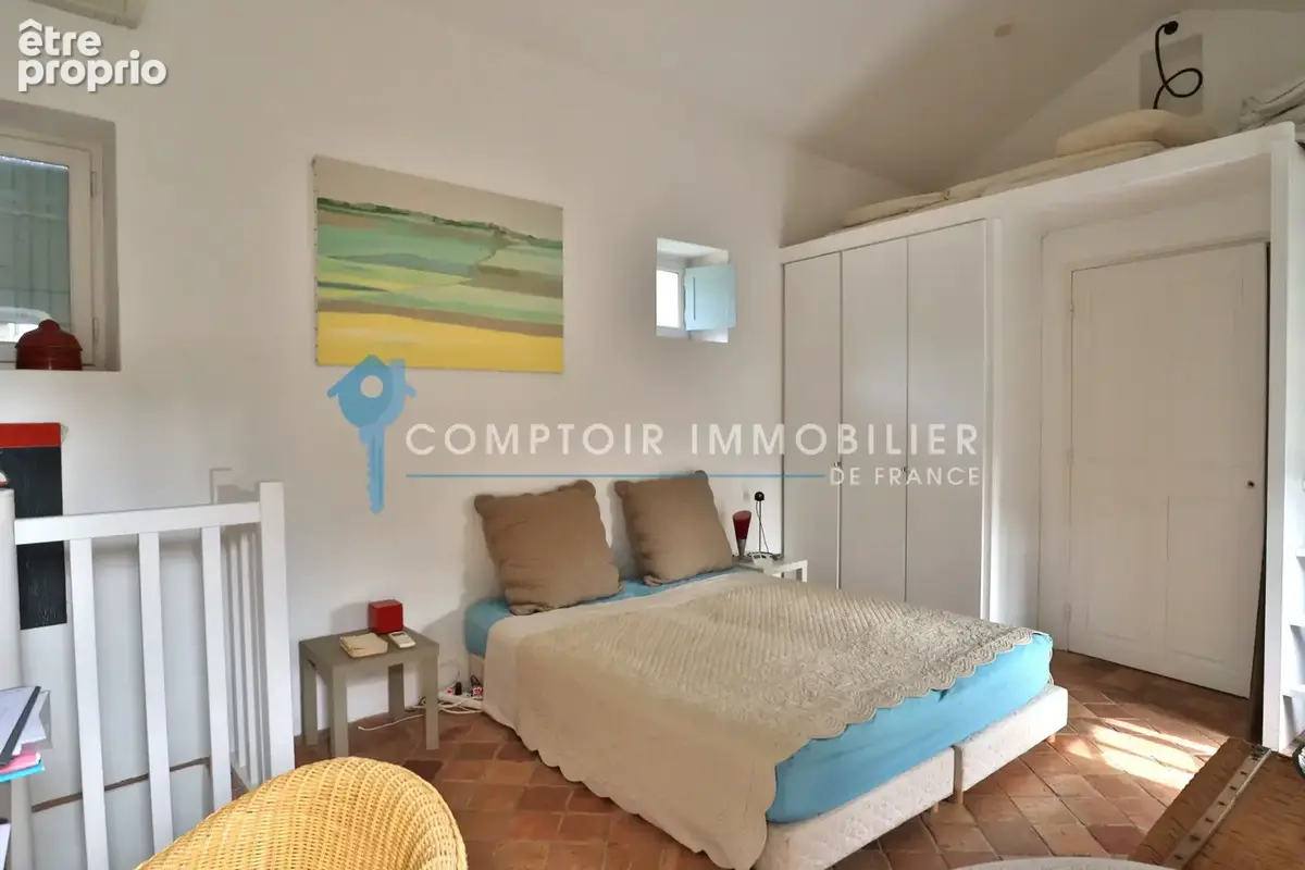 Dept 84 - Goult - Ravissante et atypique propriété en pierre 150 m2 + terrain avec garage et piscine non atten - photo 33
