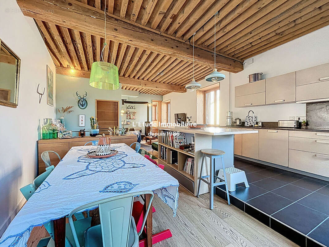 Appartement à LYON-9E