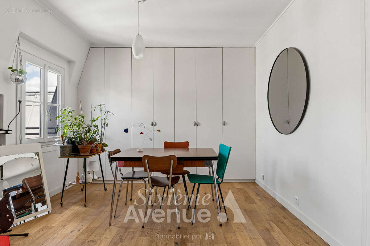 Appartement à PARIS-18E