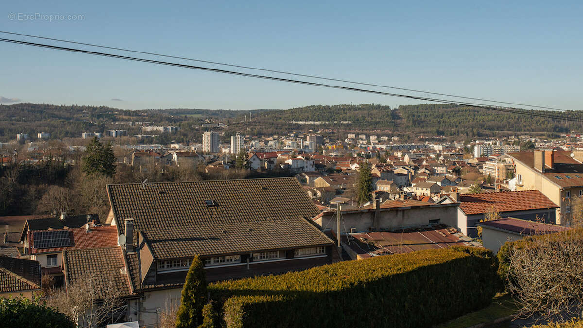 Maison à OYONNAX