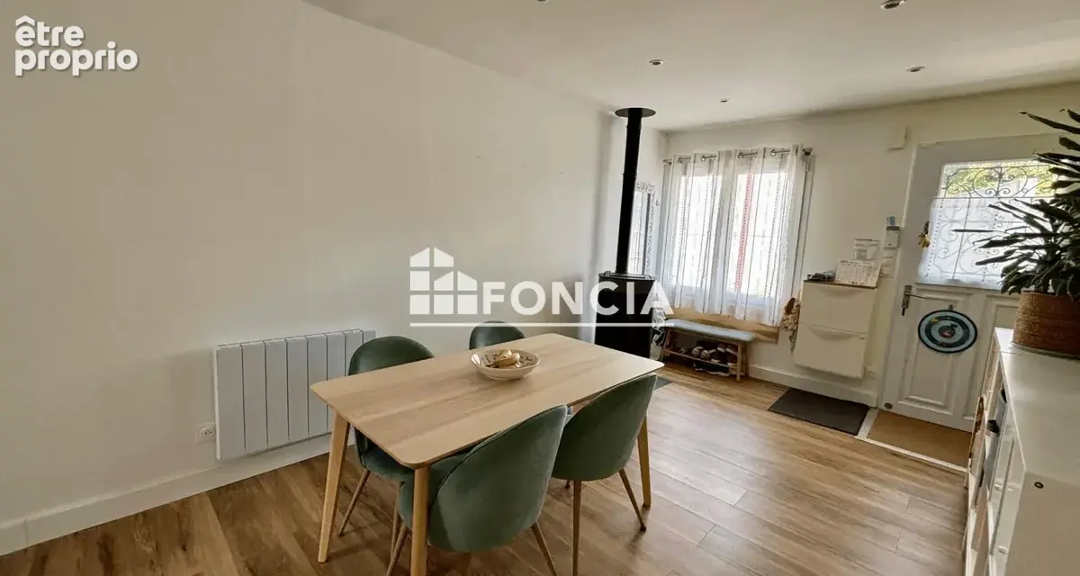 Maison de ville rénovée à Verrières-en-Anjou - photo 2