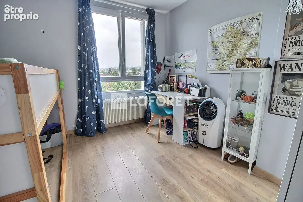 Appartement Rueil Malmaison 4 pièce(s) proche RER. - photo 9