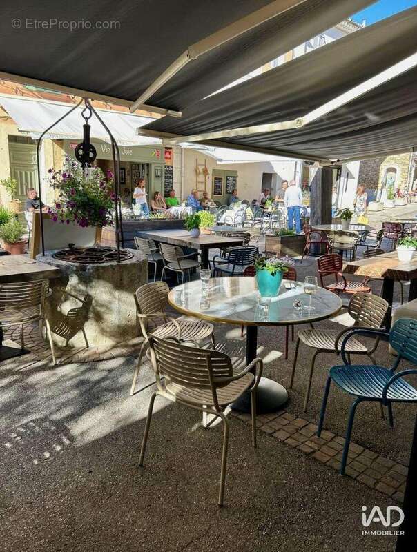 Photo 5 - Commerce à LA GARDE-FREINET