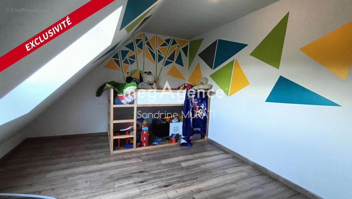 Maison à SAINT-CALAIS-DU-DESERT