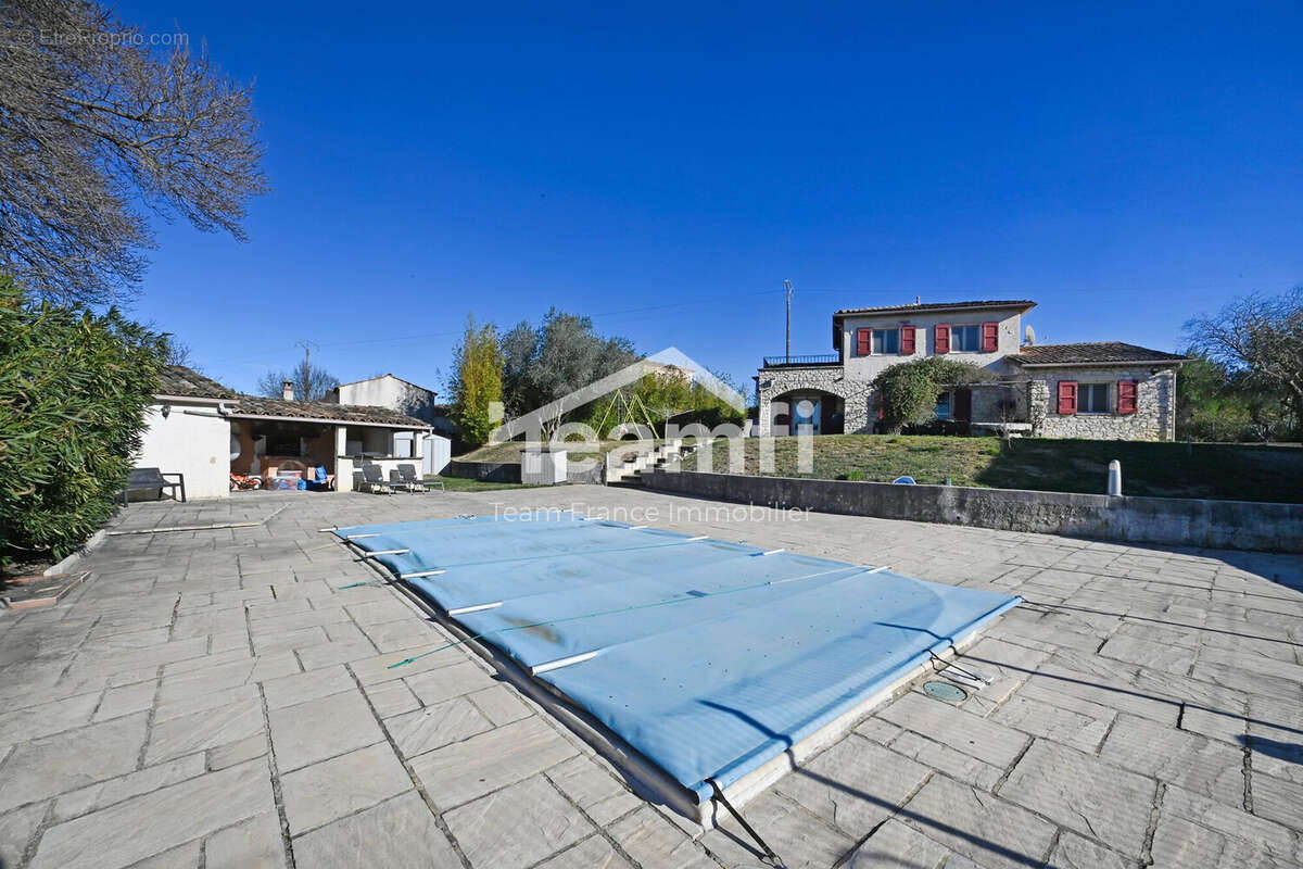 Maison à BOISSET-ET-GAUJAC