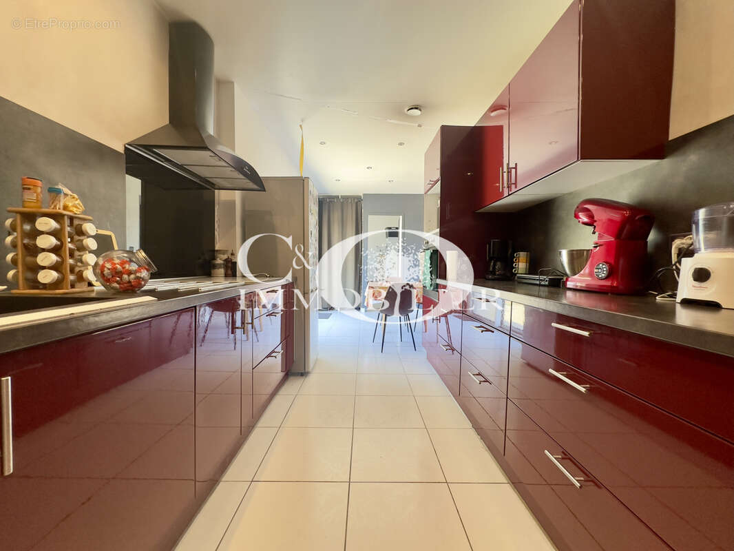 Maison à SAINT-ETIENNE-DU-BOIS