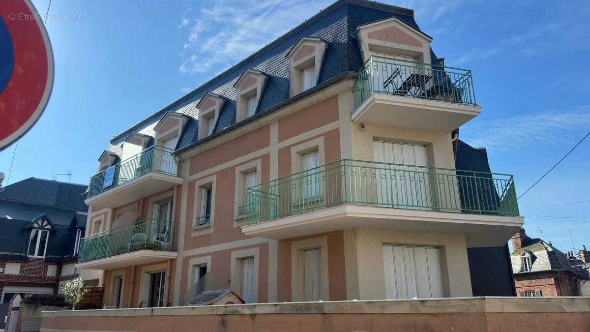 Appartement à TROUVILLE-SUR-MER