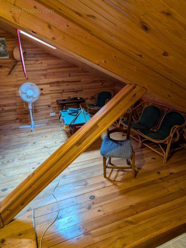 Maison Saint Pierre De Trivisy 5 pièce(s) 93 m2 - photo 11