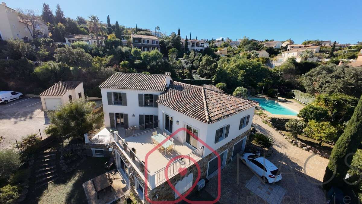 Maison à FREJUS