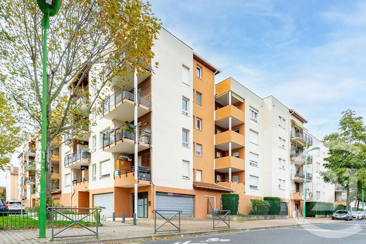 Appartement à SAINT-FONS