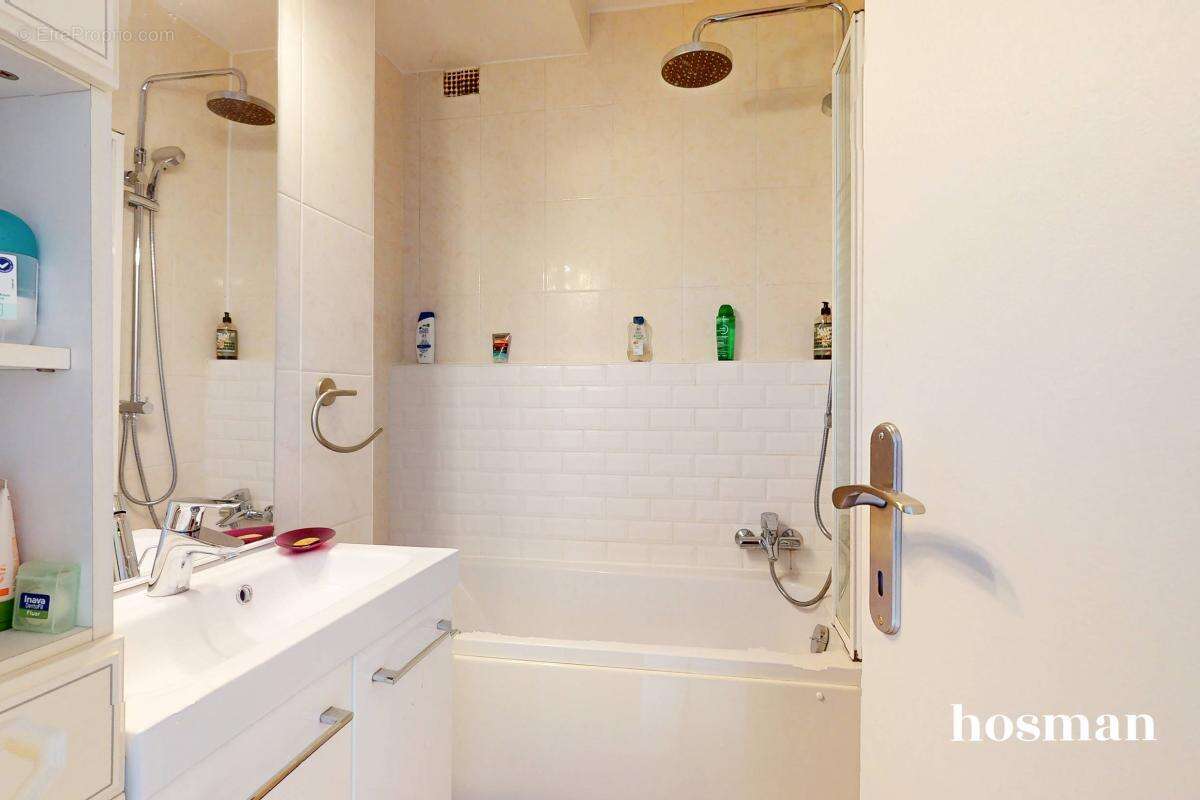 Appartement à PARIS-19E