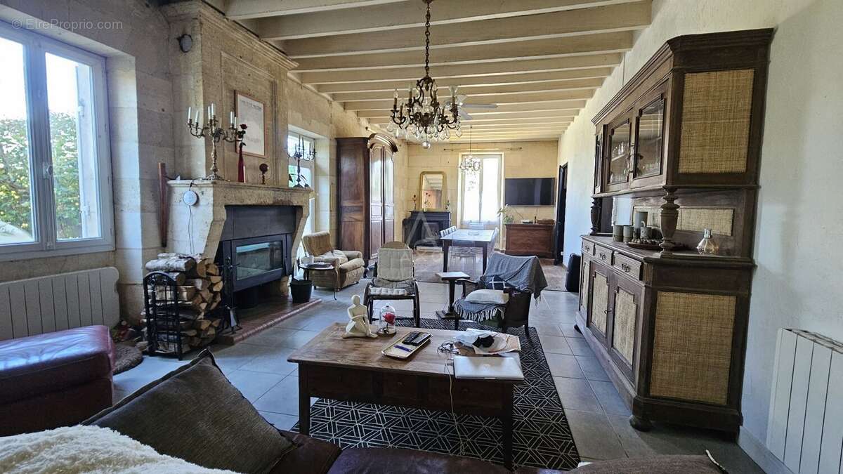 Maison à SAINT-ANDRE-DE-CUBZAC