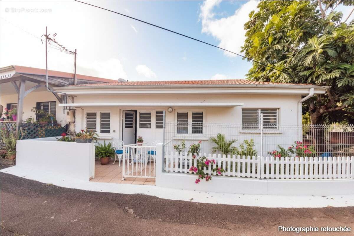 Maison à SAINT-ESPRIT