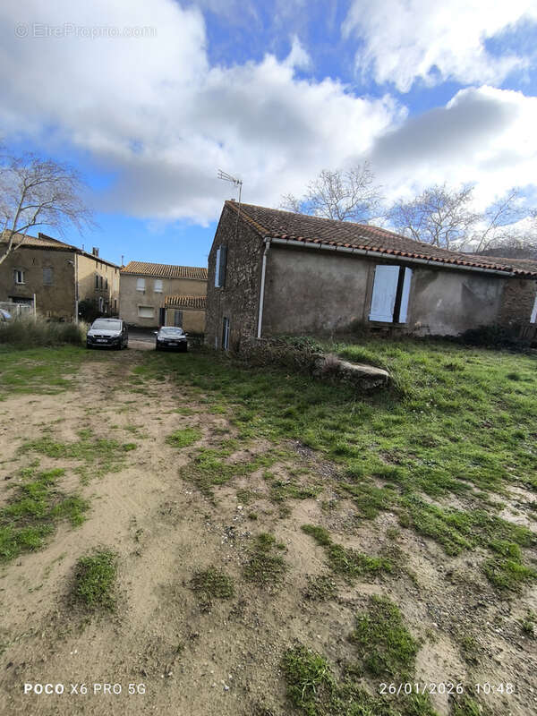 Maison à COUSTOUGE