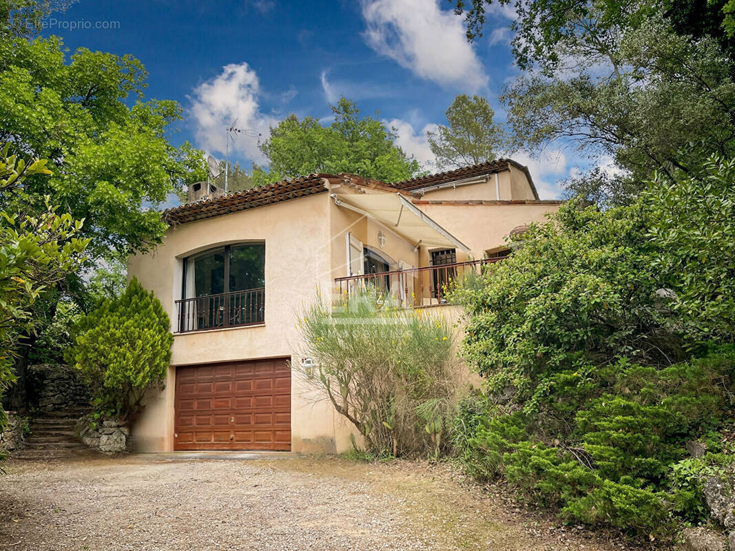 Maison à MOUANS-SARTOUX